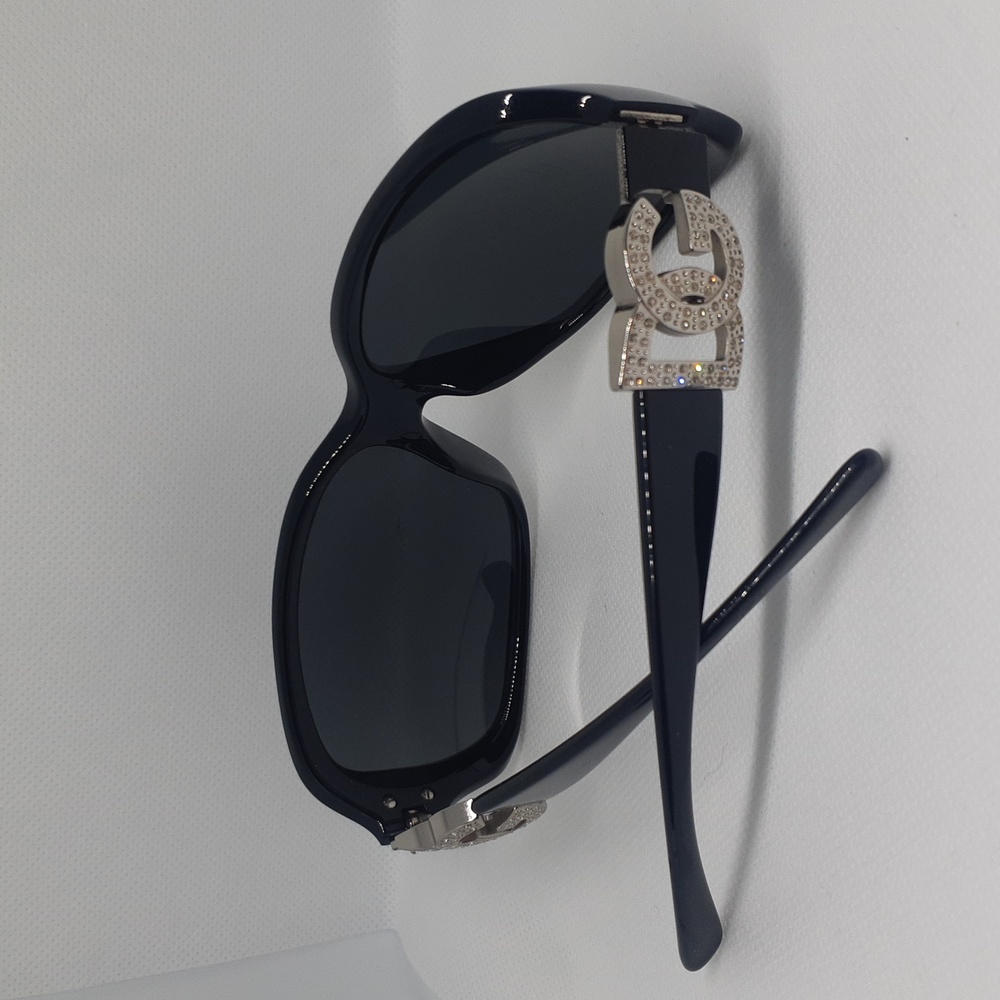 Authentic Dolce & Gabanna - Picture 2 of 8